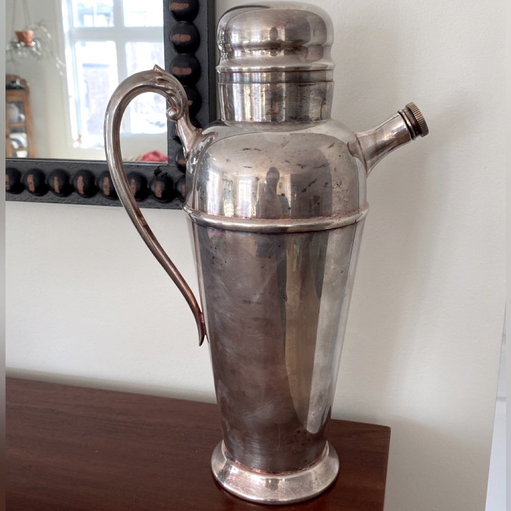 Vintage Silver-plate Primerose Shaker